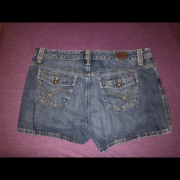 Tommy hill Jean shorts - Picture 2 of 2